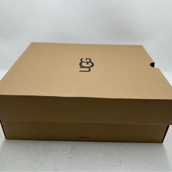 UGG Bailey Bow II Boot - Picture 5 of 5